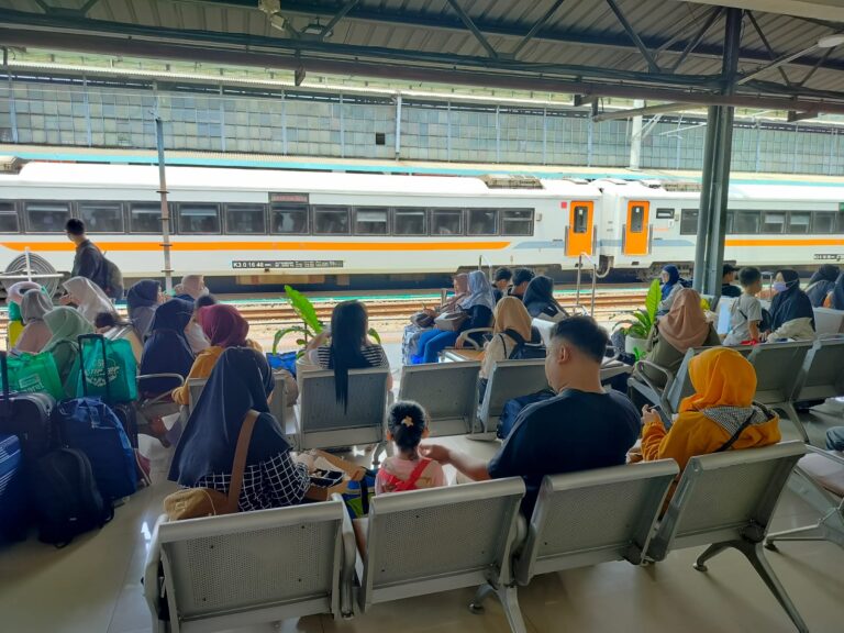 KAI-BBM-Subsidi-Hadir-2-8
