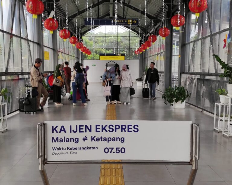 KAI-Senyum-Penumpang-1-6