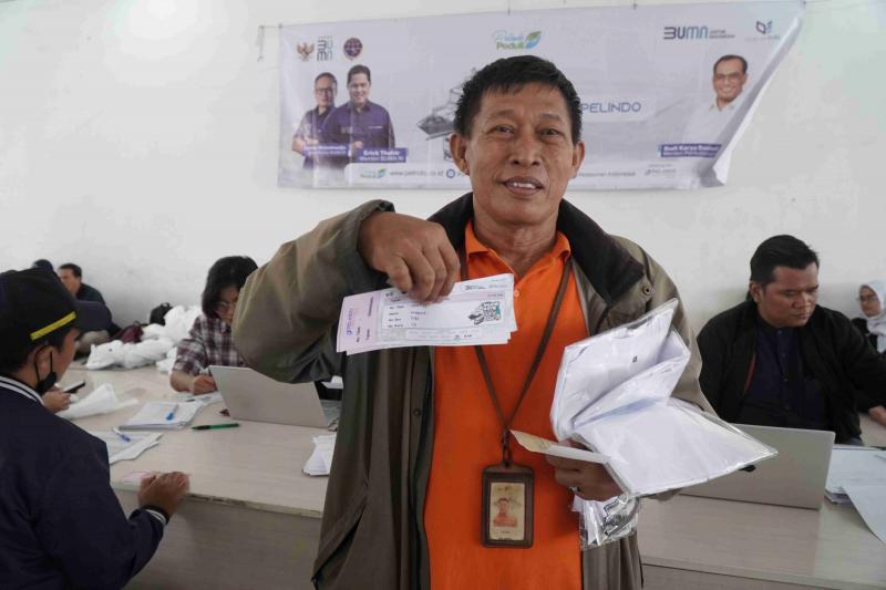 Pelindo-Berangkatkan-Pemudik-3-4