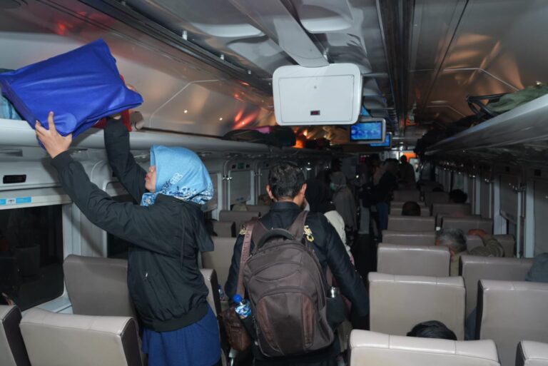 40.678-Tempat-Duduk-Tersedia-2-12