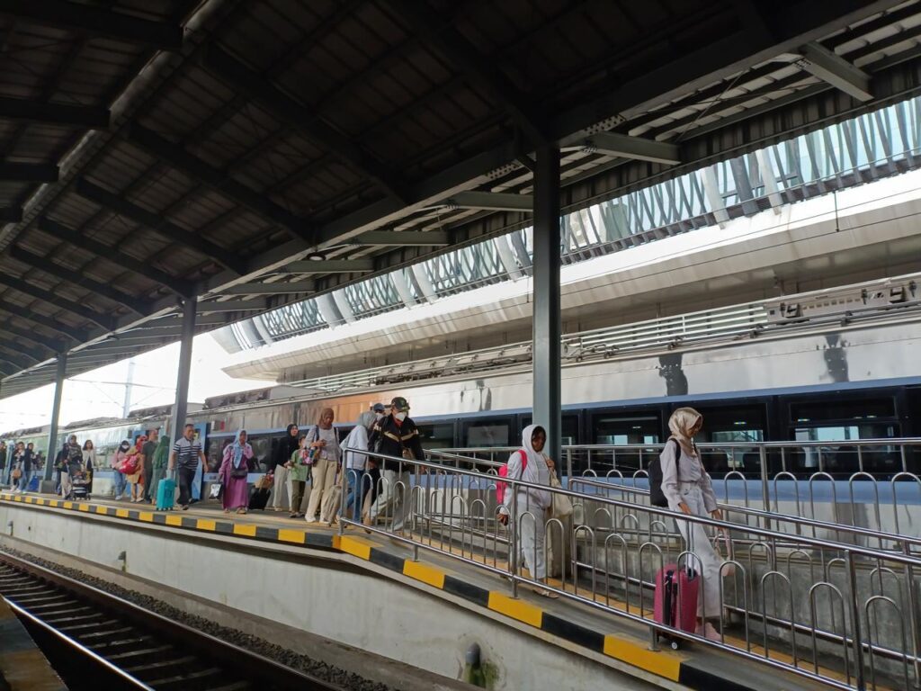 KAI-KA-Airlangga-2-1